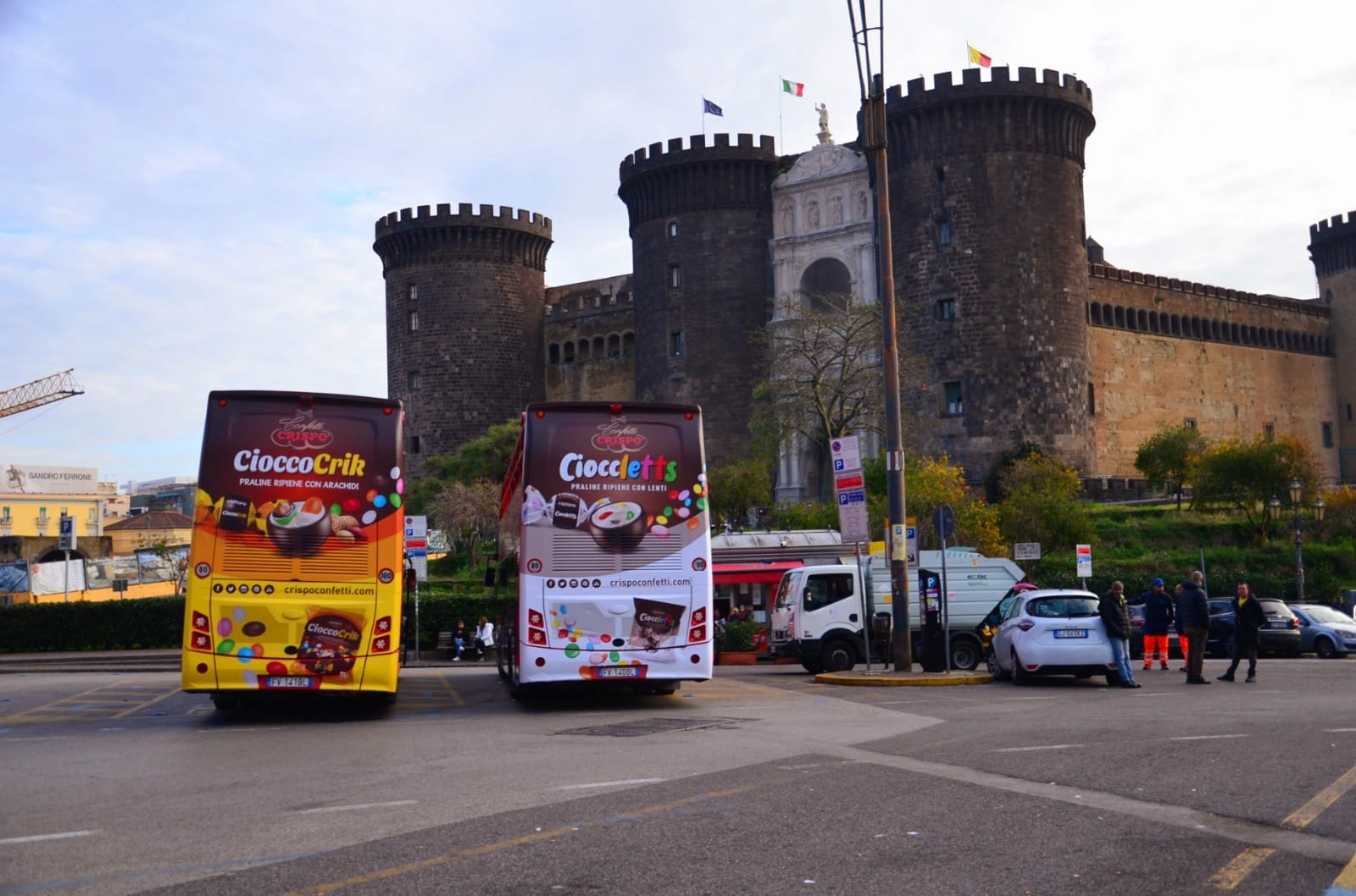 Nuova Campagna Confetti Crispo sui bus della City Sightseeing
