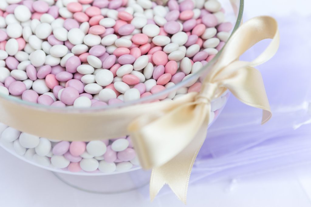 Confetto: cos'è, significato, storia e quali tipi di confetti esistono